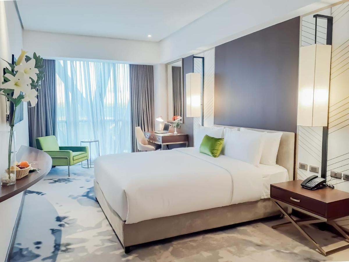 The Excelsior Hotel Las Piñas 外观 照片