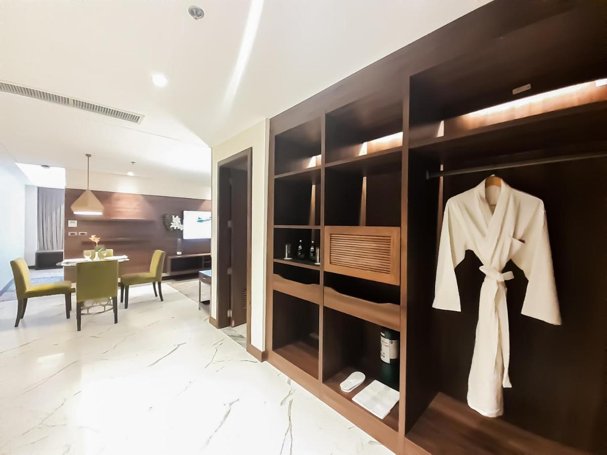 The Excelsior Hotel Las Piñas 外观 照片