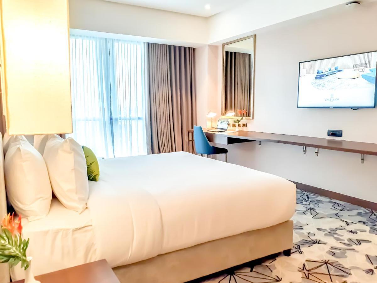 The Excelsior Hotel Las Piñas 外观 照片