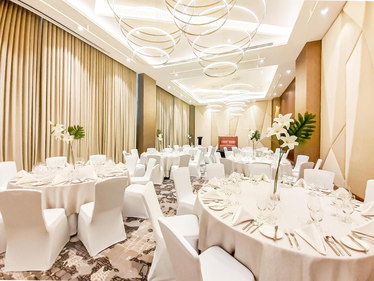 The Excelsior Hotel Las Piñas 外观 照片