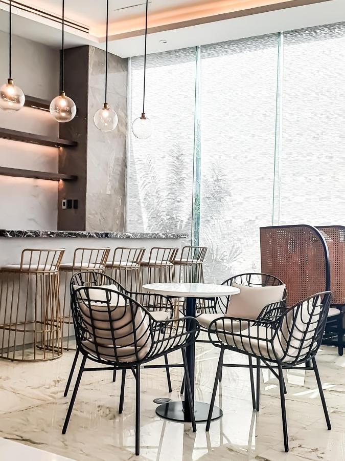 The Excelsior Hotel Las Piñas 外观 照片