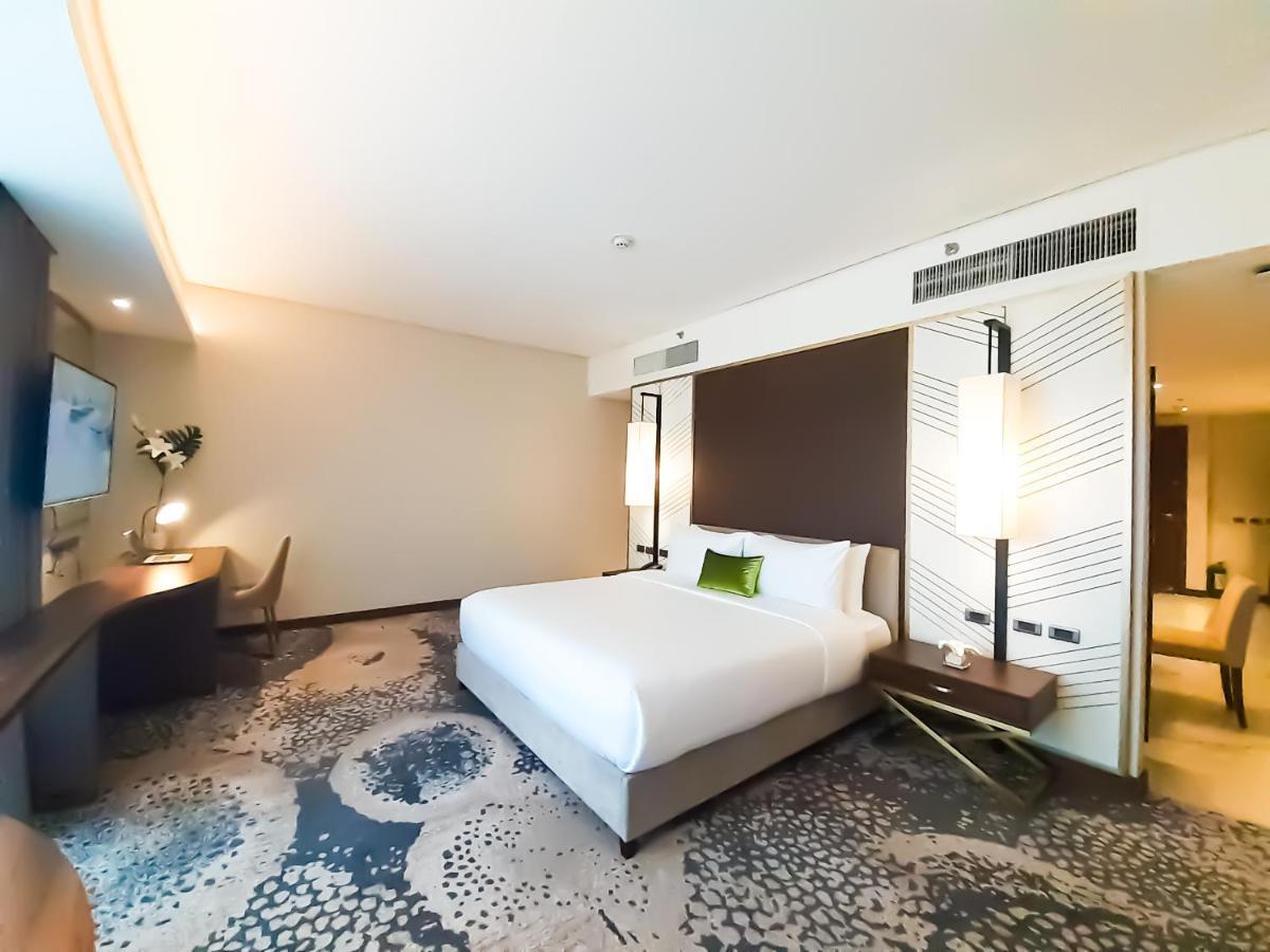 The Excelsior Hotel Las Piñas 外观 照片
